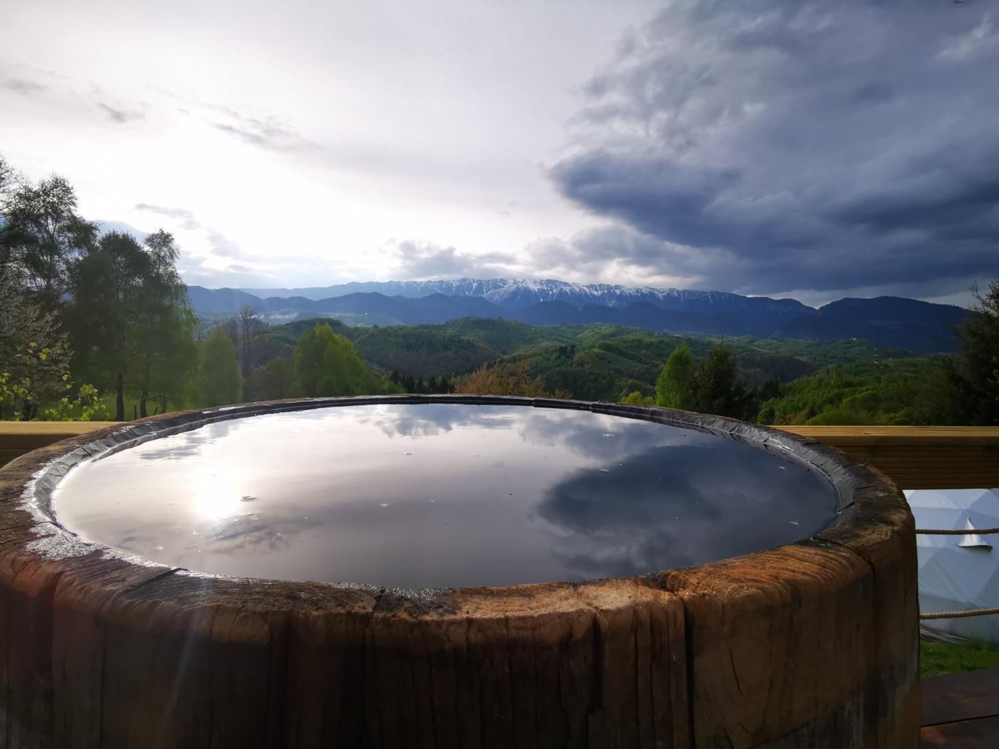 Glamping Zazen Hotell Drumu Carului Exteriör bild