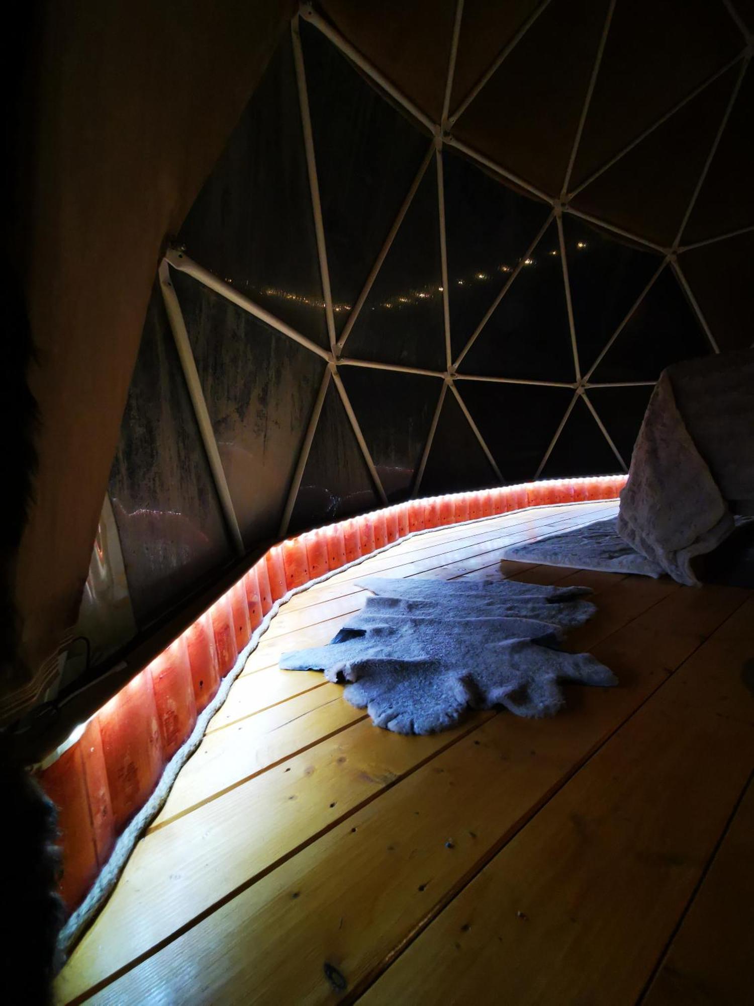 Glamping Zazen Hotell Drumu Carului Exteriör bild