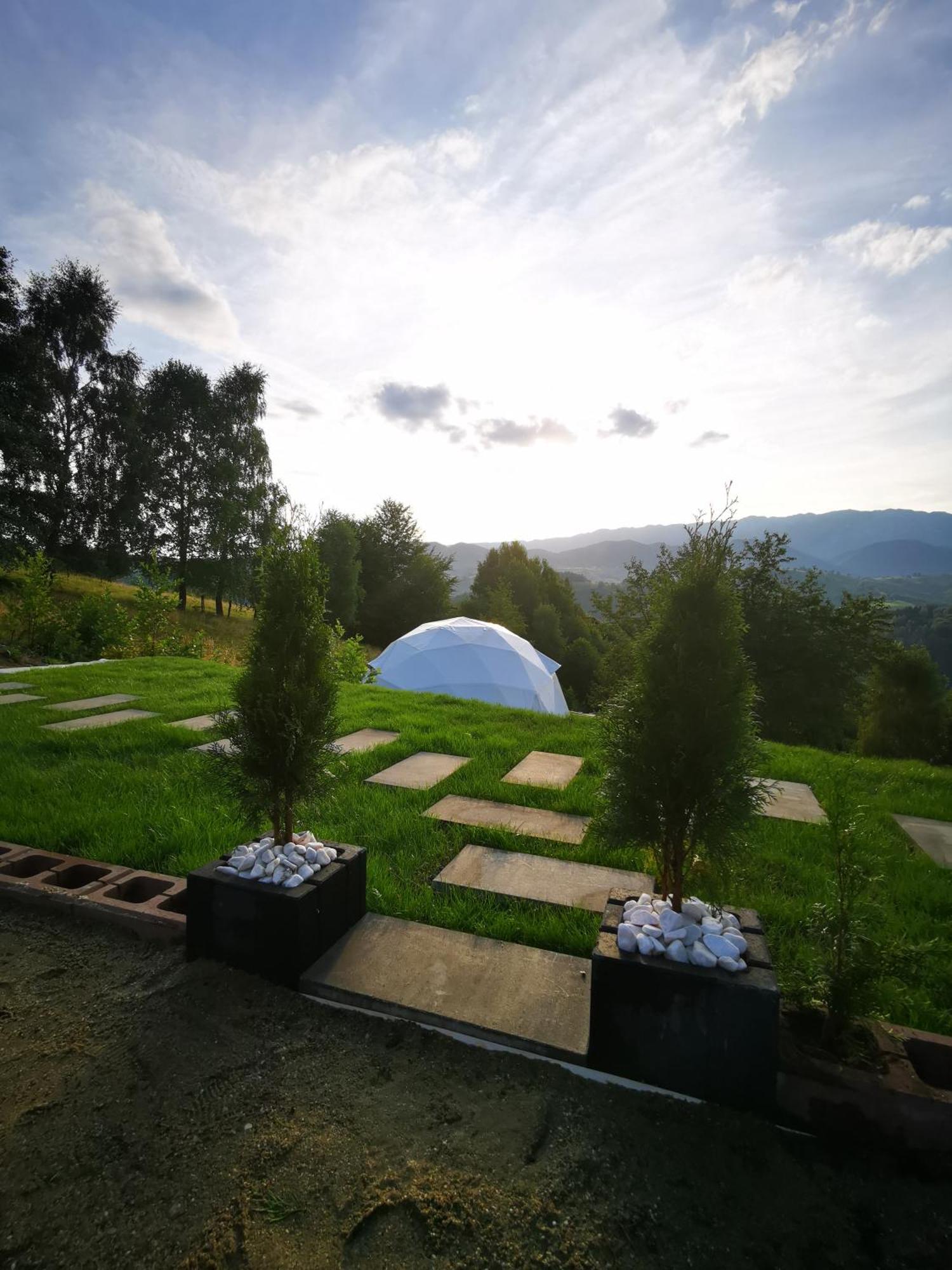 Glamping Zazen Hotell Drumu Carului Exteriör bild
