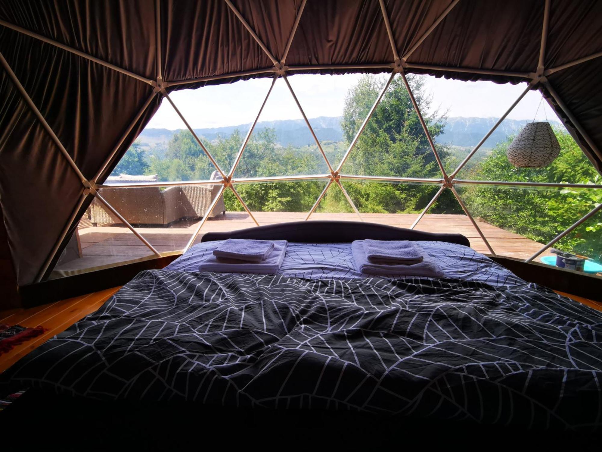 Glamping Zazen Hotell Drumu Carului Exteriör bild